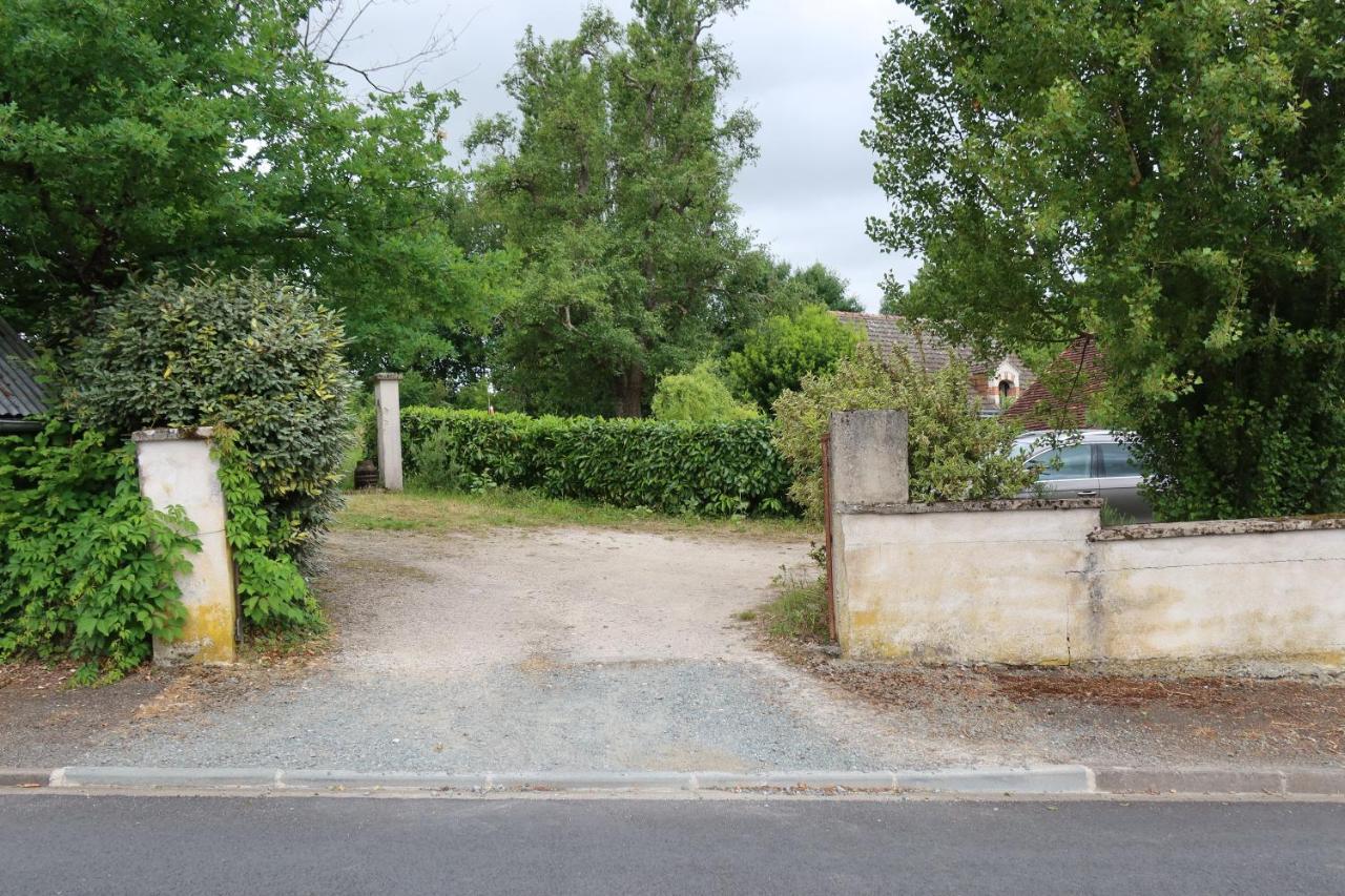 Pres Des Chateaux De La Loire Et Du Zoo De Beauval Céré-la-Ronde Buitenkant foto